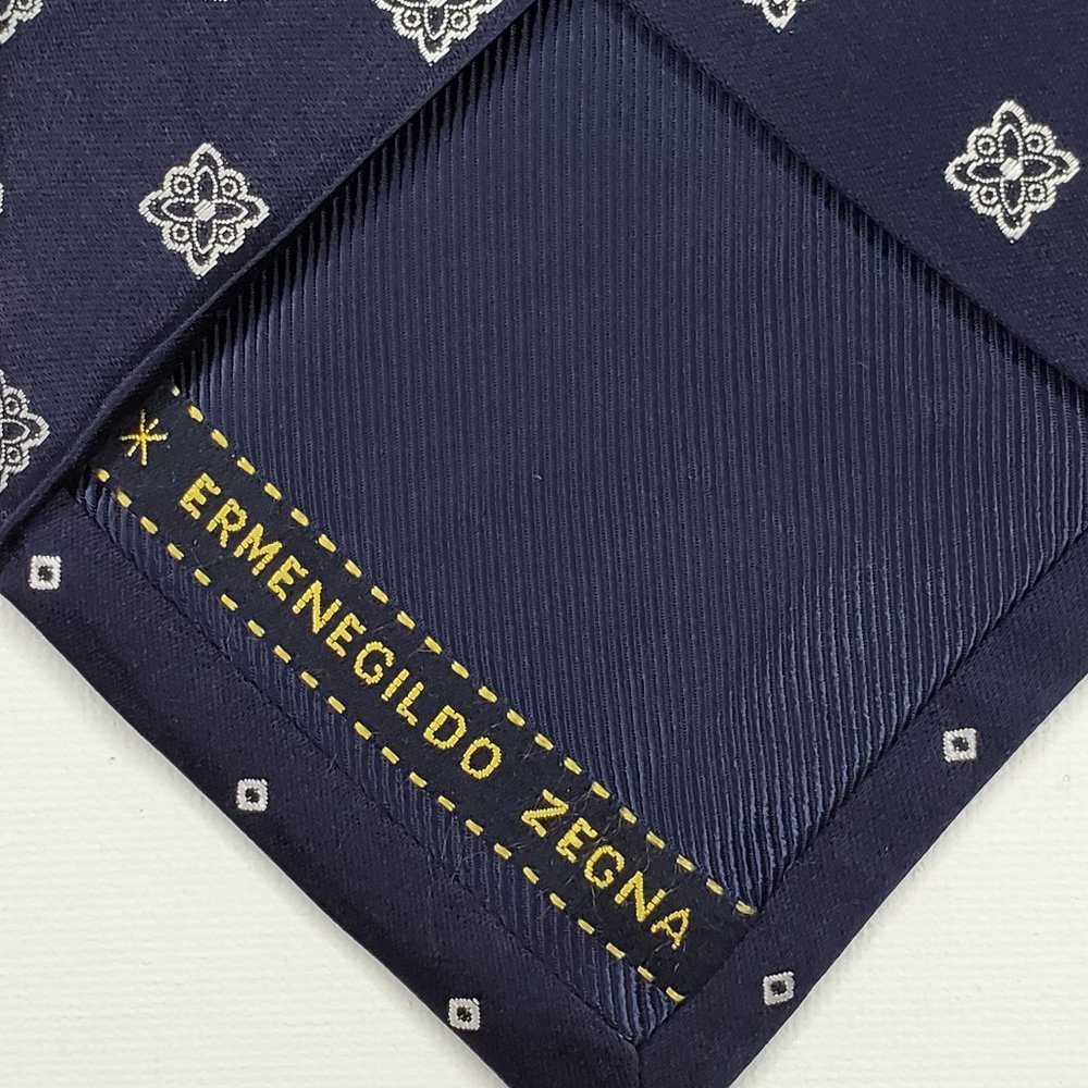 Ermenegildo Zegna Authentic Silk Tie Navy Blue Print